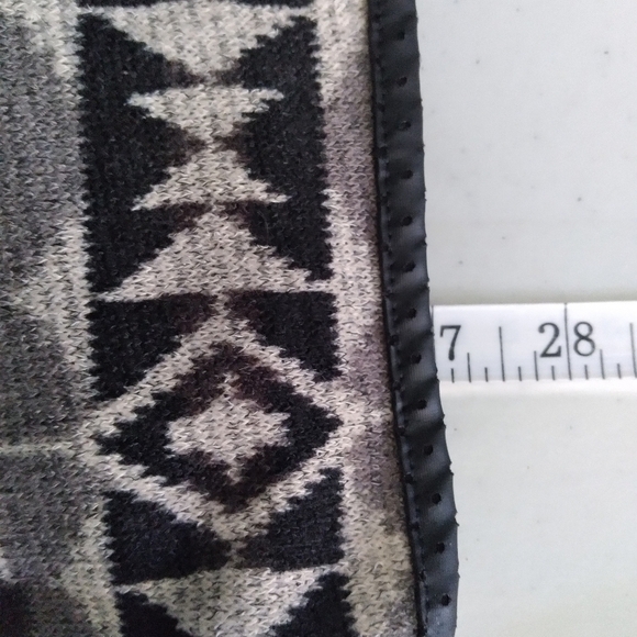 𝅺southwest aztek tunic shirt v neck - Picture 8 of 8